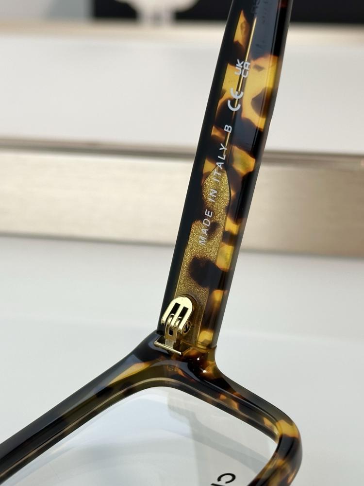 نظارات شانيل (CHANEL) الطبية