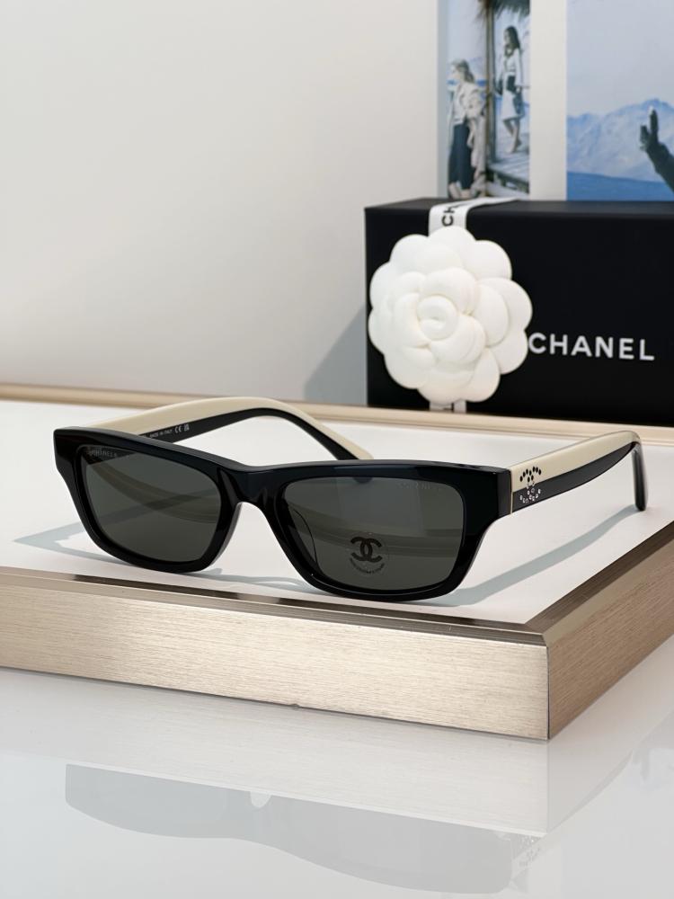 نظارات شانيل (CHANEL)