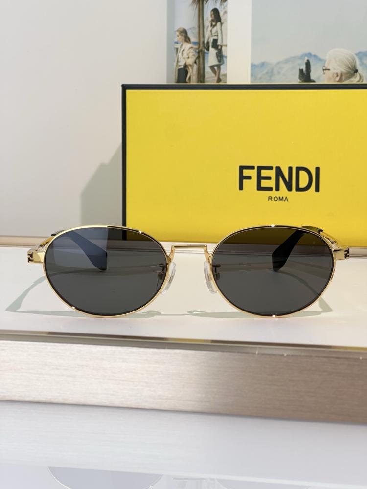 نظارات فندي (FENDI)