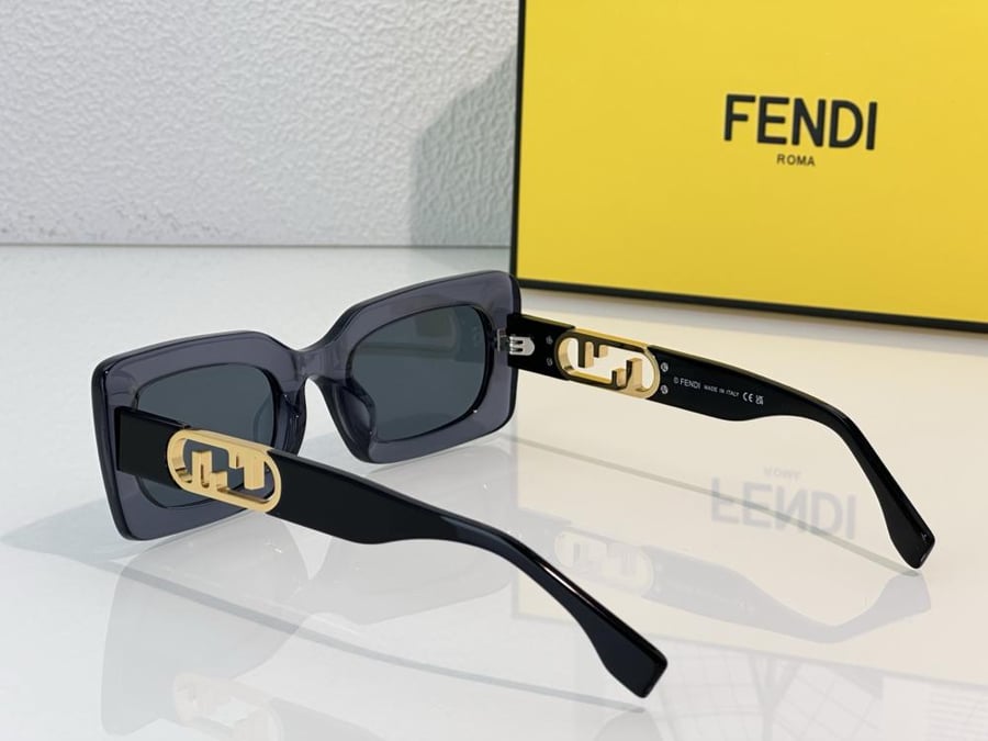 نظارات فندي (FENDI)
