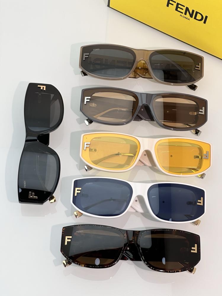 نظارات فندي (FENDI)