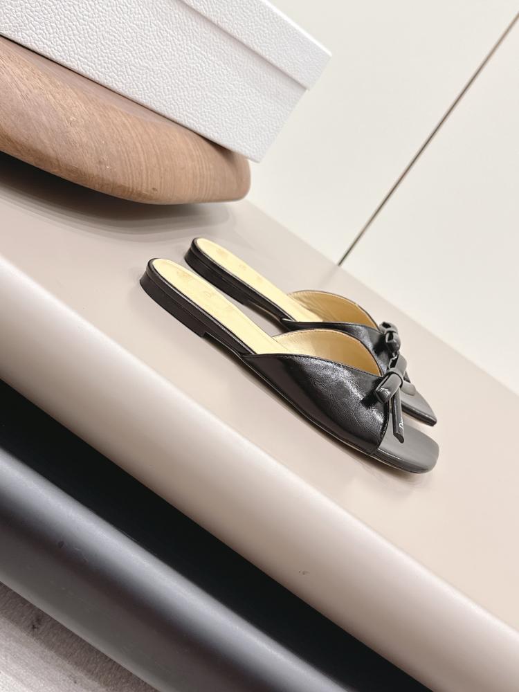 سليبر Dior Bow المفتوح من الخلف