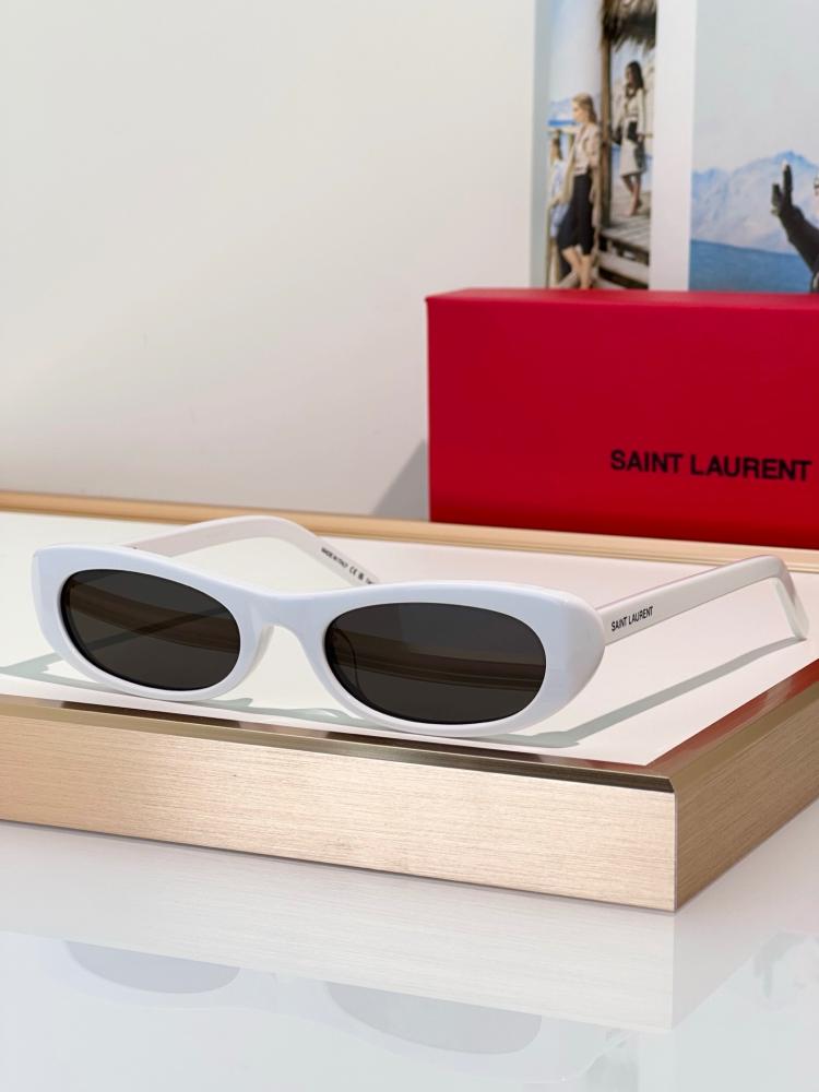 نظارات شمسية من سان لوران (Saint Laurent)