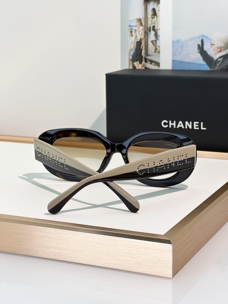 نظارات شانيل (CHANEL)