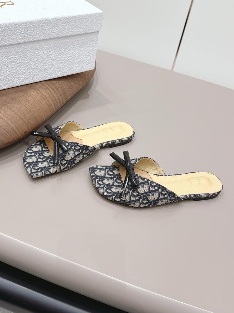 سليبر Dior Bow المفتوح من الخلف