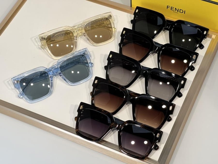 نظارات فندي (FENDI)