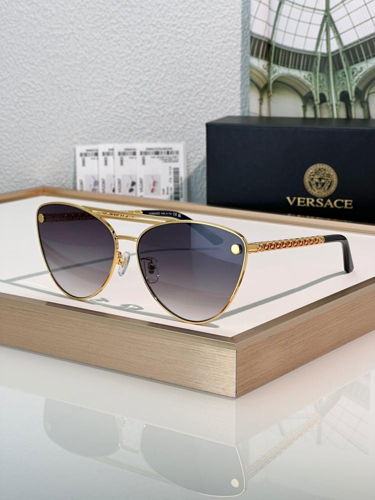 نظارات شمسية من فيرساتشي (Versace)