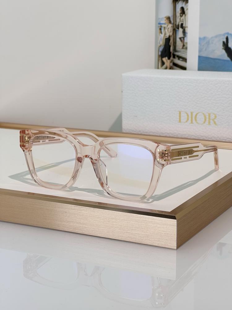نظارات ديور (DIOR) الطبية