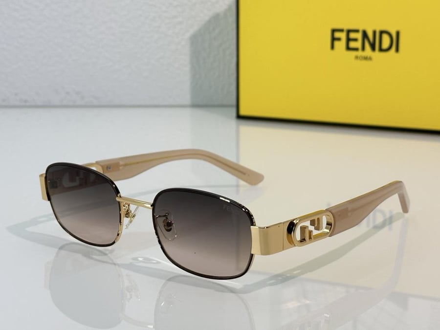 نظارات فندي (FENDI)