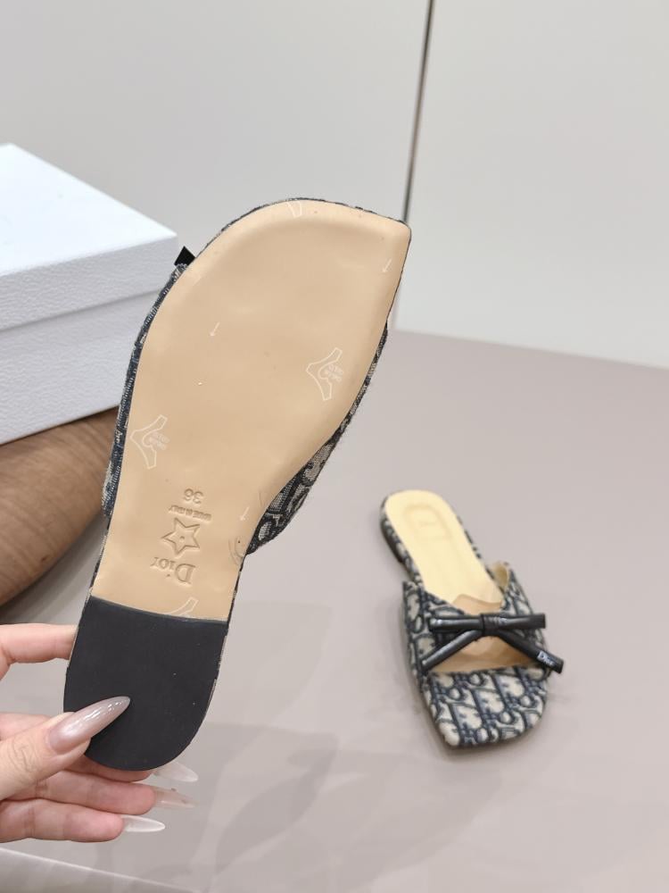 سليبر Dior Bow المفتوح من الخلف