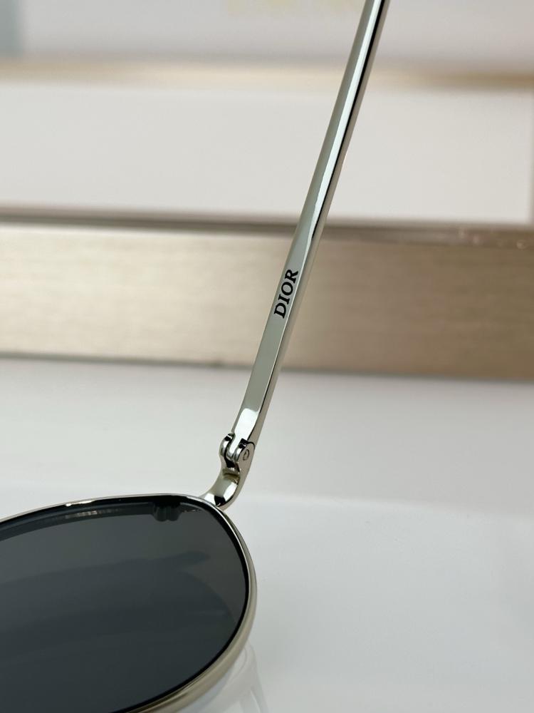 نظارات ديور (DIOR) الشمسية
