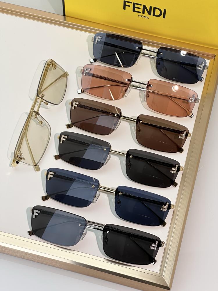 نظارات فندي (FENDI)