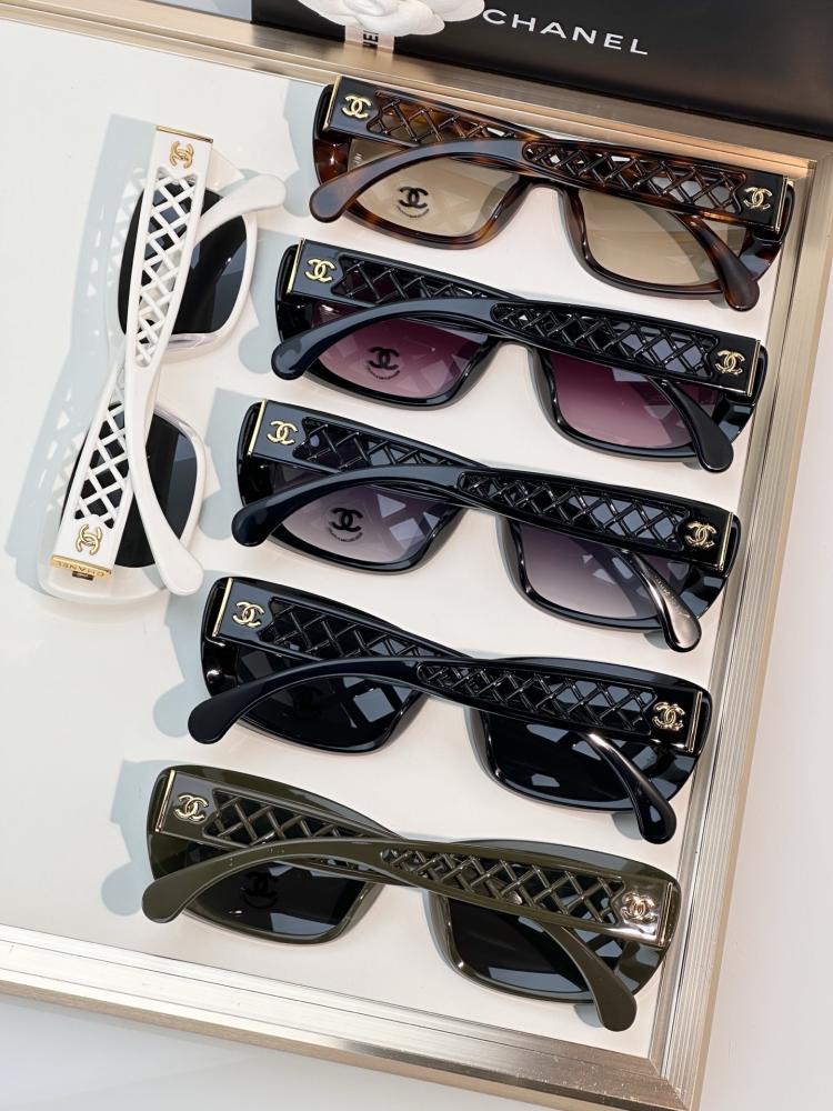 نظارات شانيل (CHANEL) الشمسية