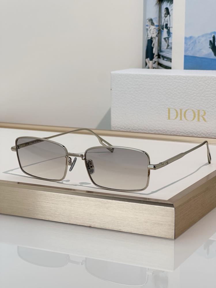 نظارات ديور (DIOR) الطبية