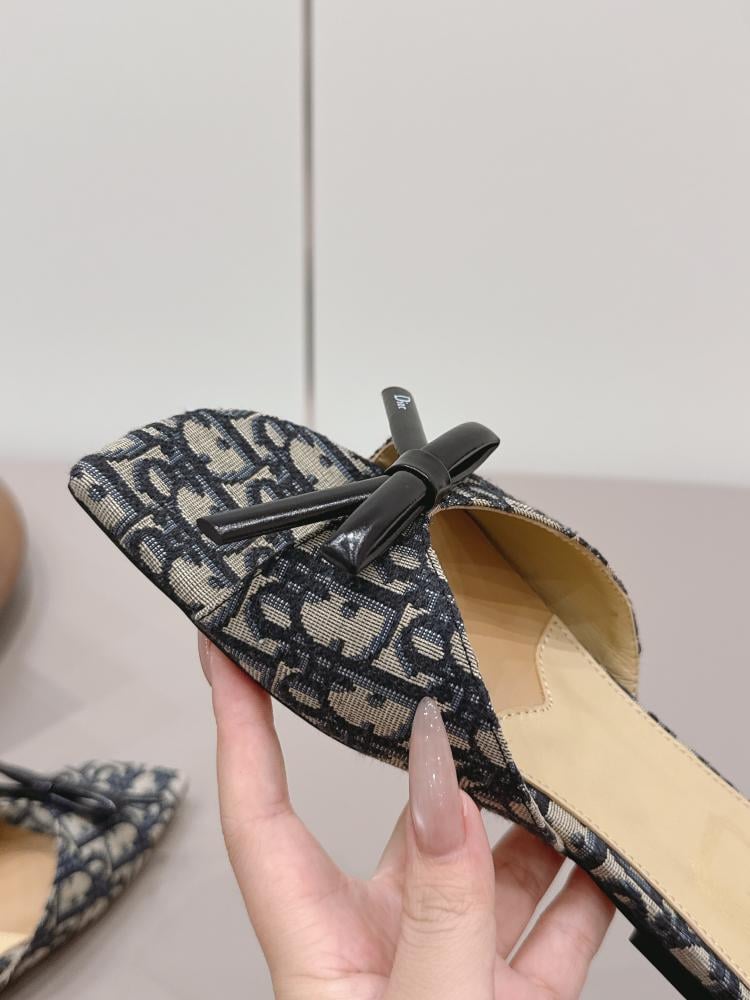 سليبر Dior Bow المفتوح من الخلف
