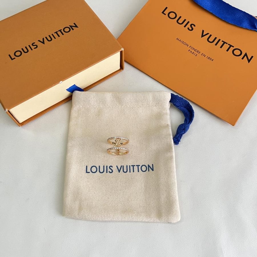 خاتم لويس فويتون (Louis Vuitton)