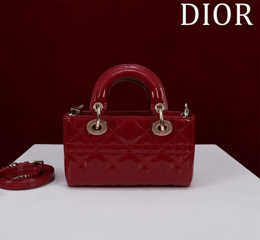 Dior مايكرو