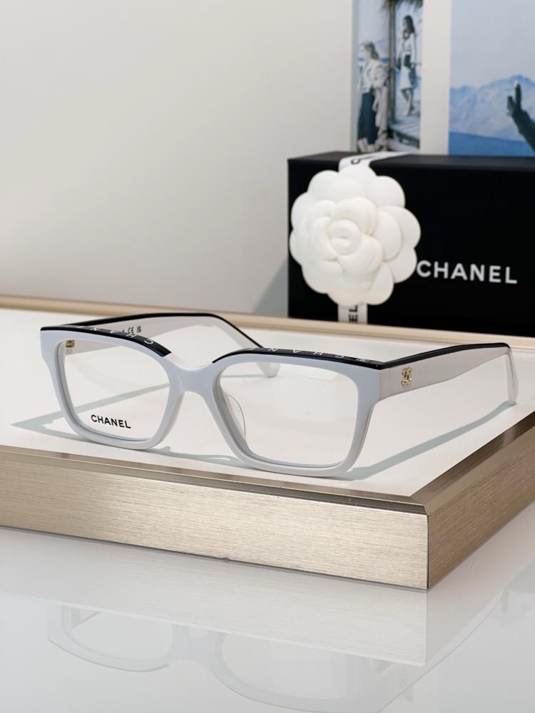 نظارات شانيل (CHANEL) الطبية