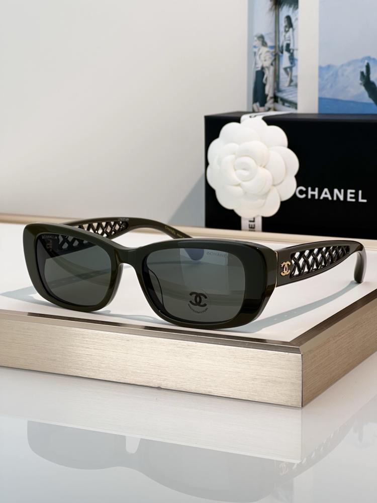 نظارات شانيل (CHANEL) الشمسية