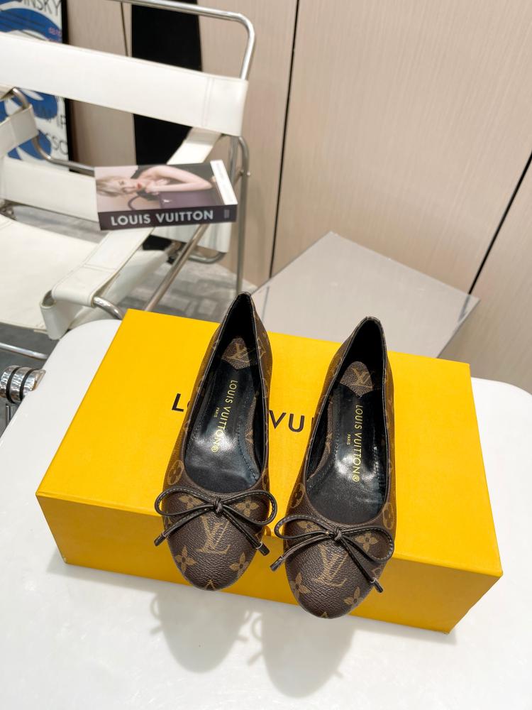 Louis Vuitton ballerina shoes