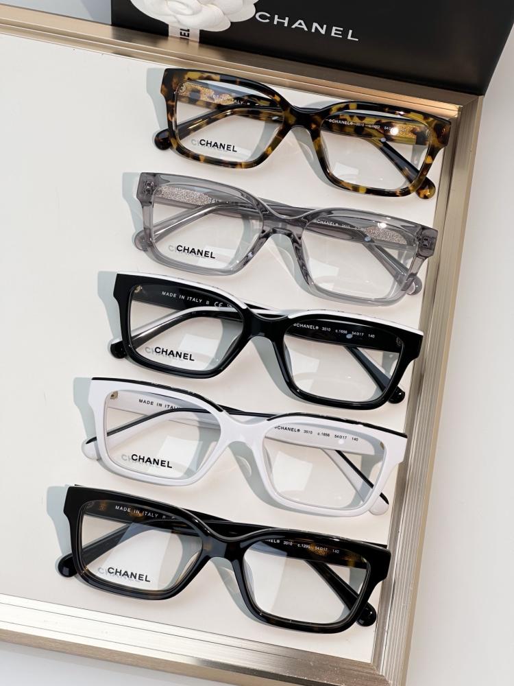 نظارات شانيل (CHANEL) الطبية
