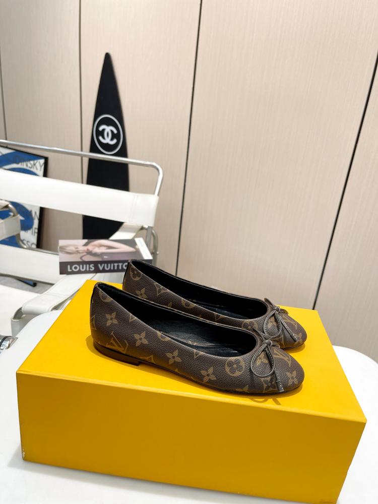 Louis Vuitton ballerina shoes
