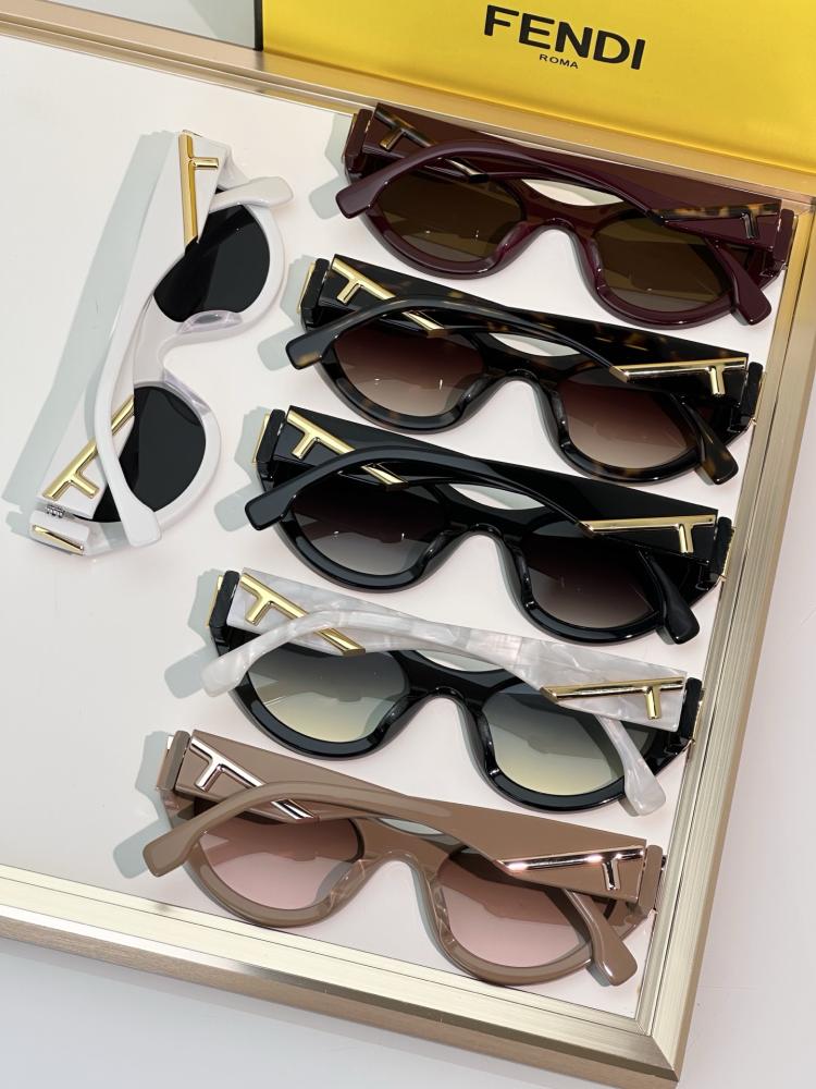 نظارات فندي (FENDI)