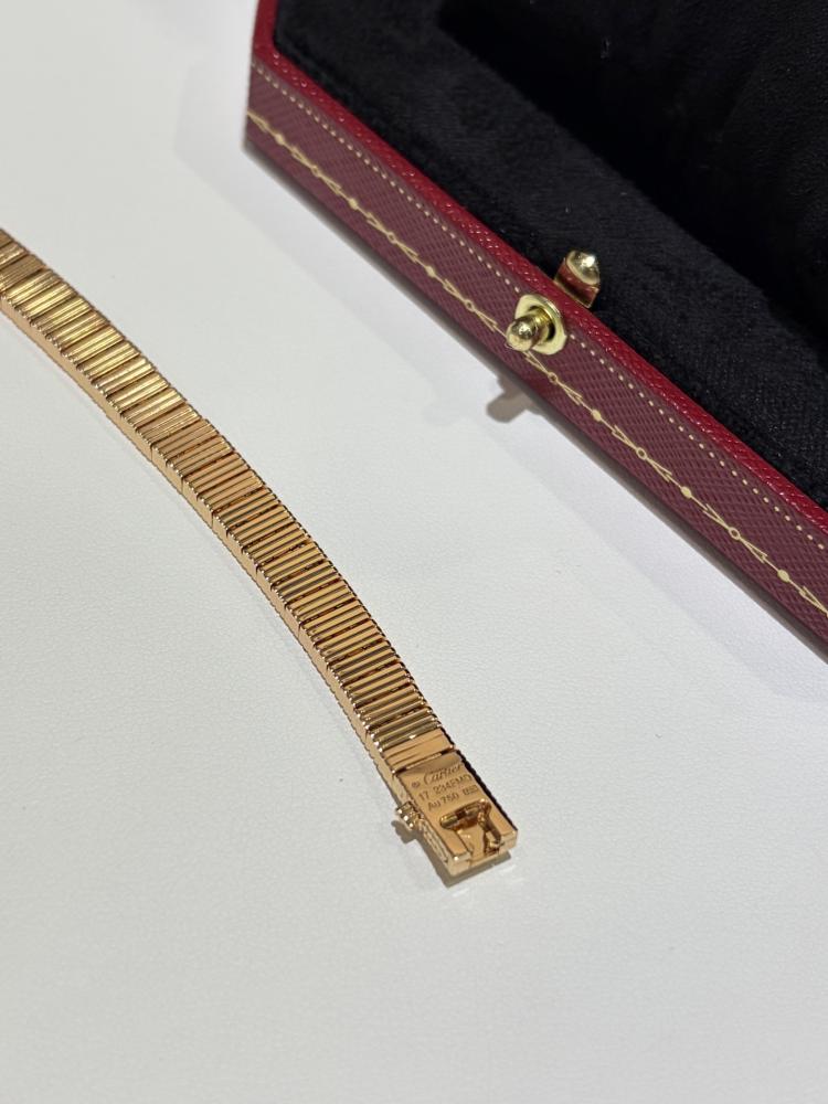 سوار كارتيه (Cartier)