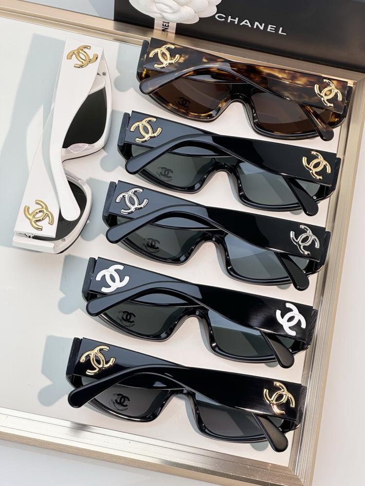 نظارات شانيل (CHANEL) الشمسية