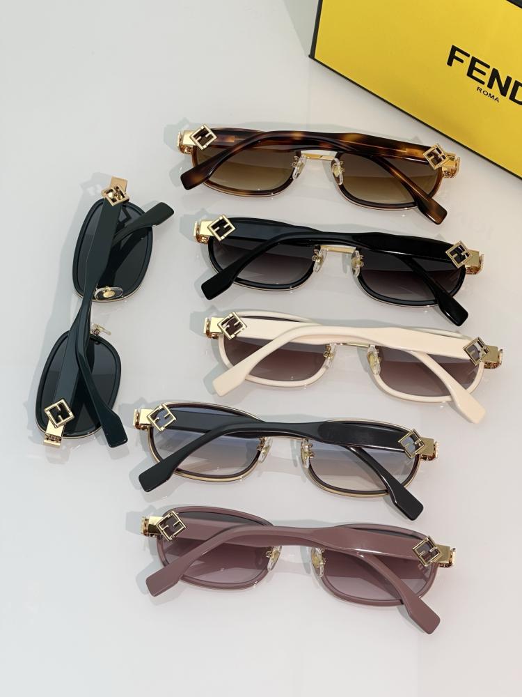 نظارات فندي (FENDI)