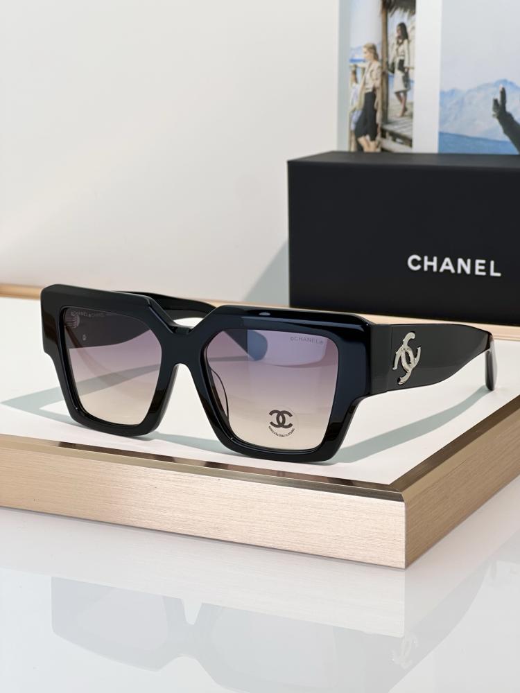 نظارات شانيل (CHANEL)