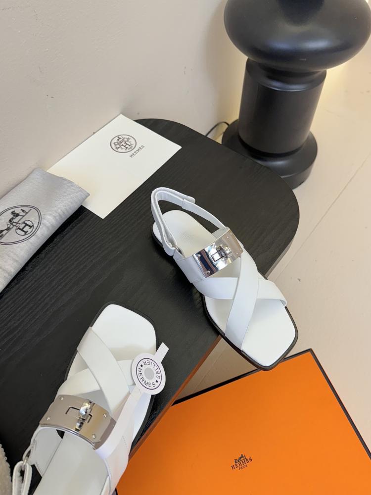 Hermès صندل نسائي من هيرميس
