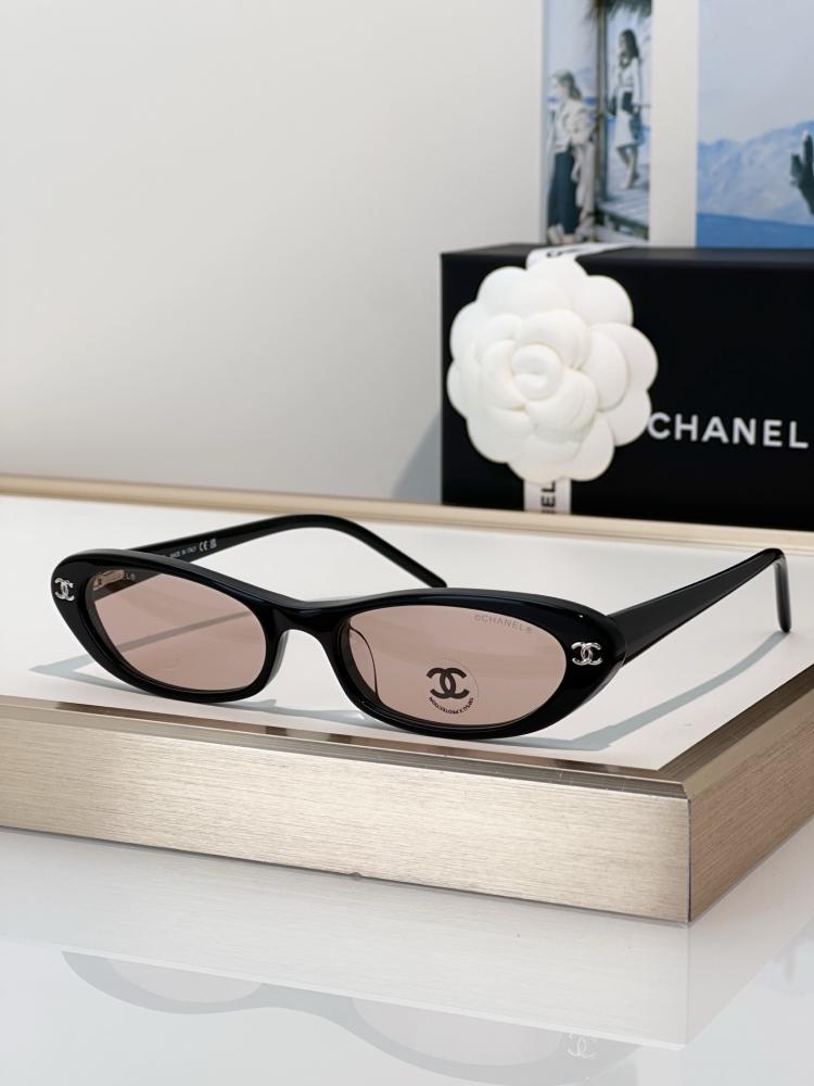 نظارات شانيل (CHANEL) الشمسية