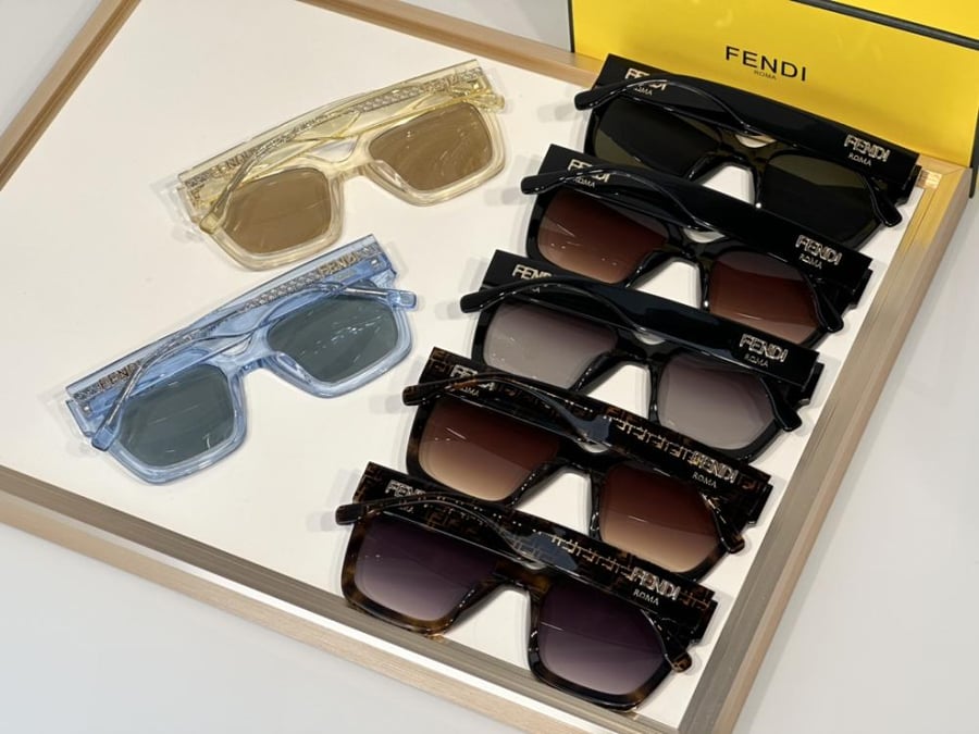 نظارات فندي (FENDI)