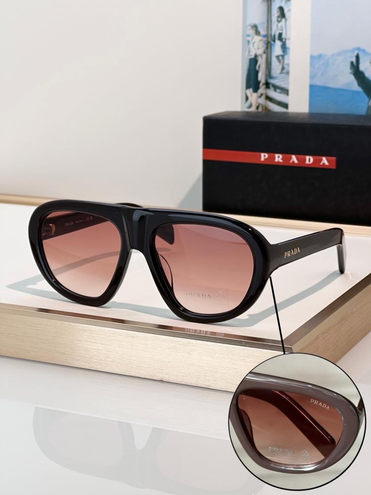 نظارات برادا (PRADA) الشمسية