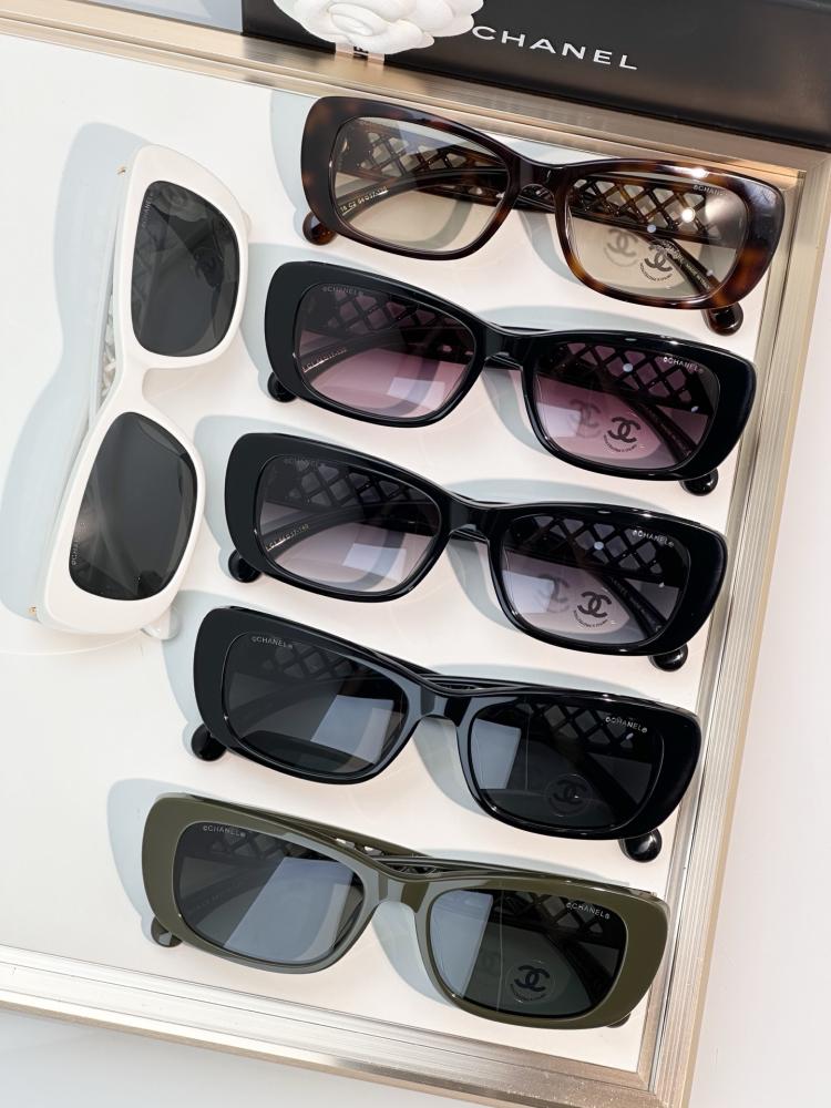 نظارات شانيل (CHANEL) الشمسية