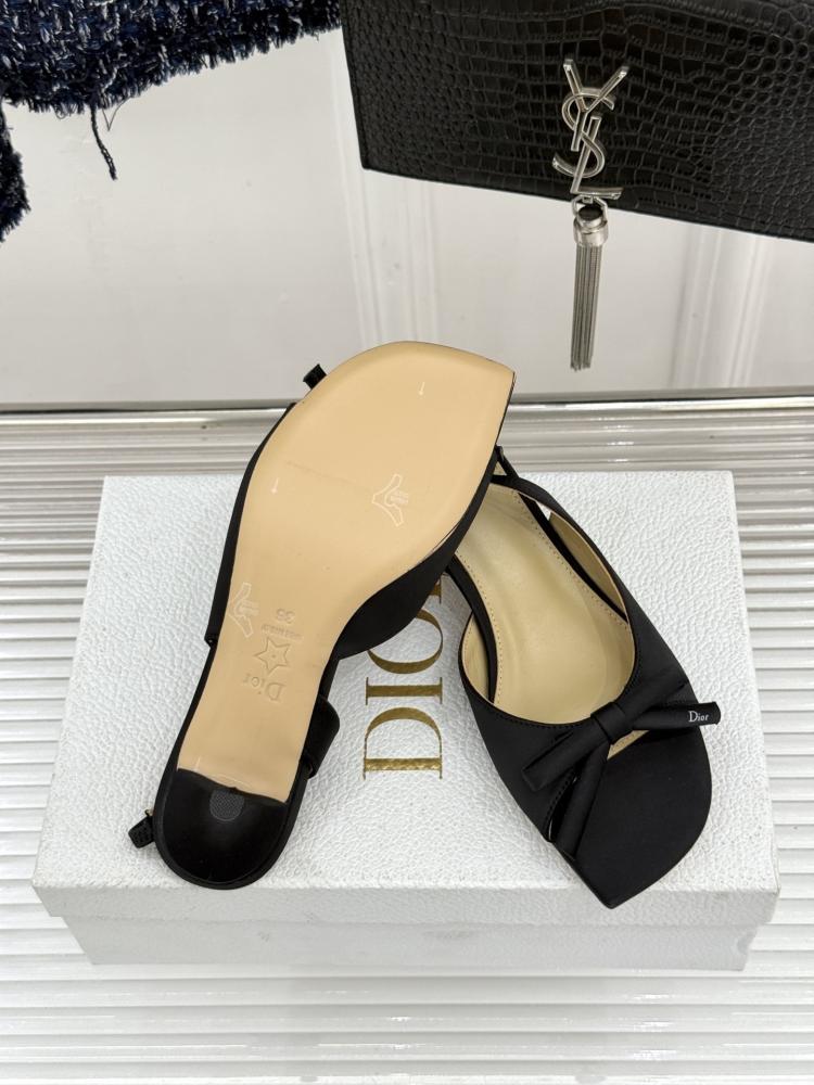 صندل Dior Bow المفتوح من الخلف
