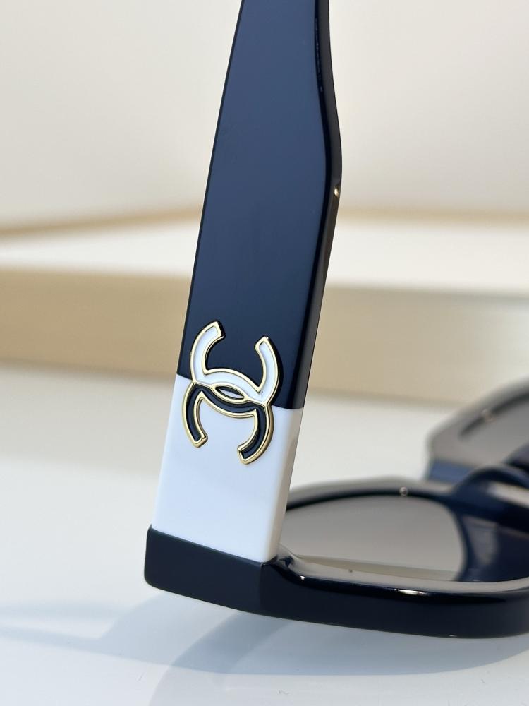 نظارات شانيل (CHANEL)