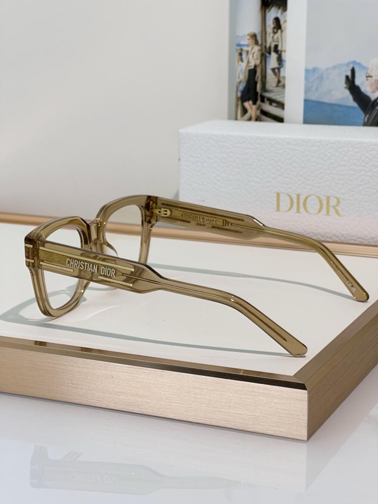 نظارات ديور (DIOR) الطبية