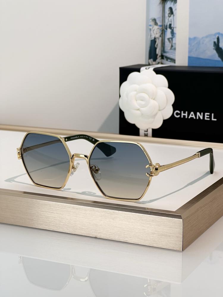 نظارات شانيل (CHANEL)