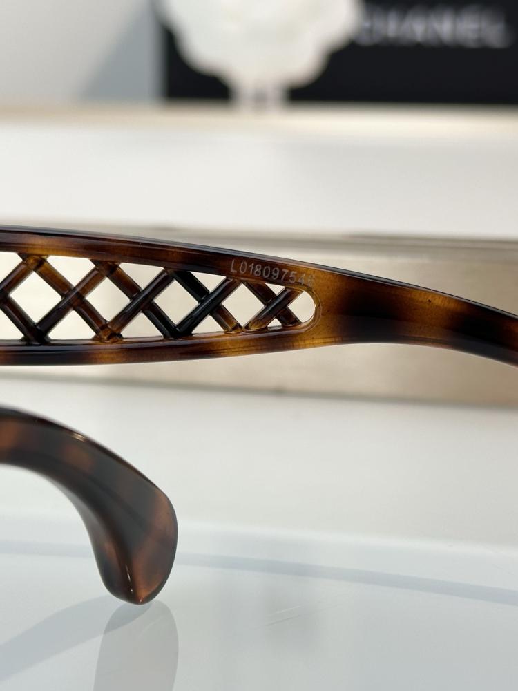 نظارات شانيل (CHANEL) الطبية