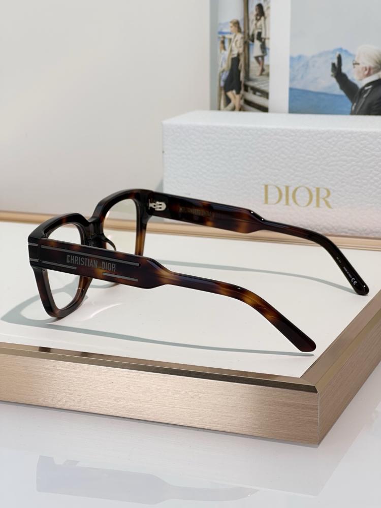 نظارات ديور (DIOR) الطبية
