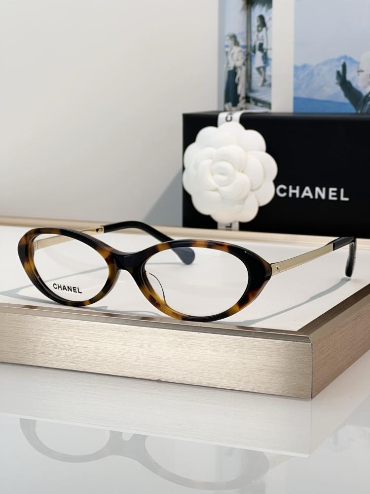 نظارات شانيل (CHANEL) الطبية