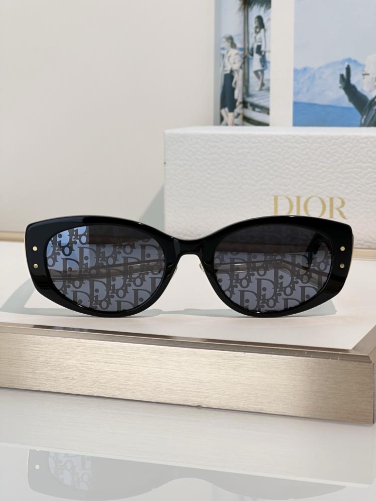 نظارات ديور (DIOR) الشمسية