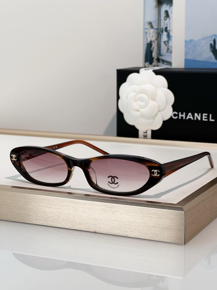 نظارات شانيل (CHANEL) الشمسية