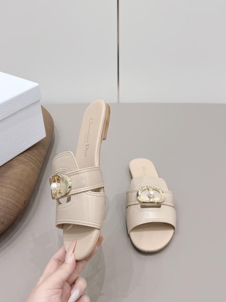 سليبر Dior مفتوح من الخلف