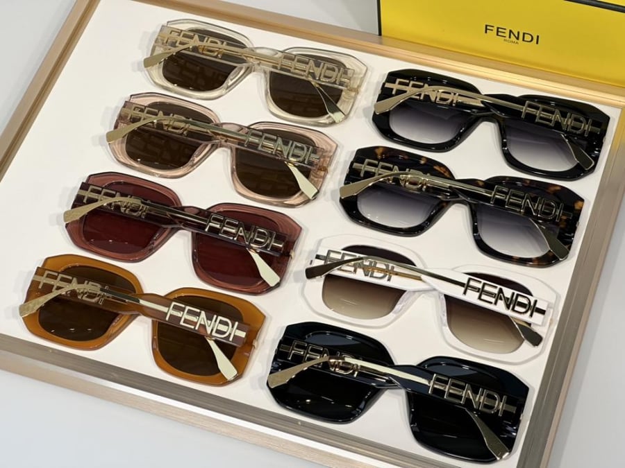 نظارات فندي (FENDI)
