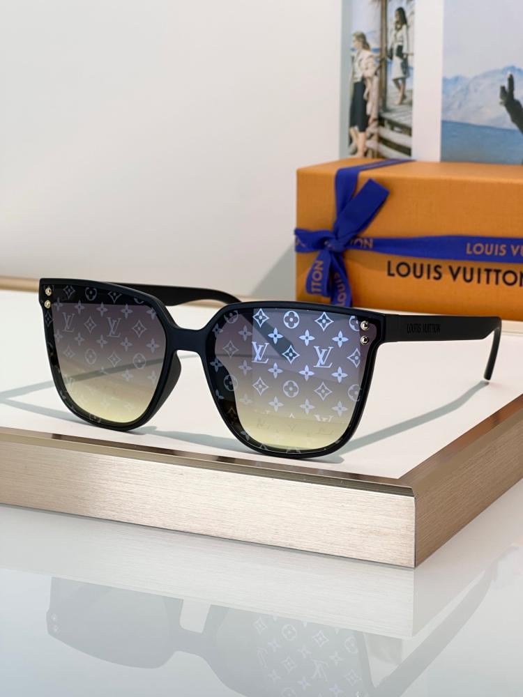 نظارات (LOUIS VUITTON) الشمسية