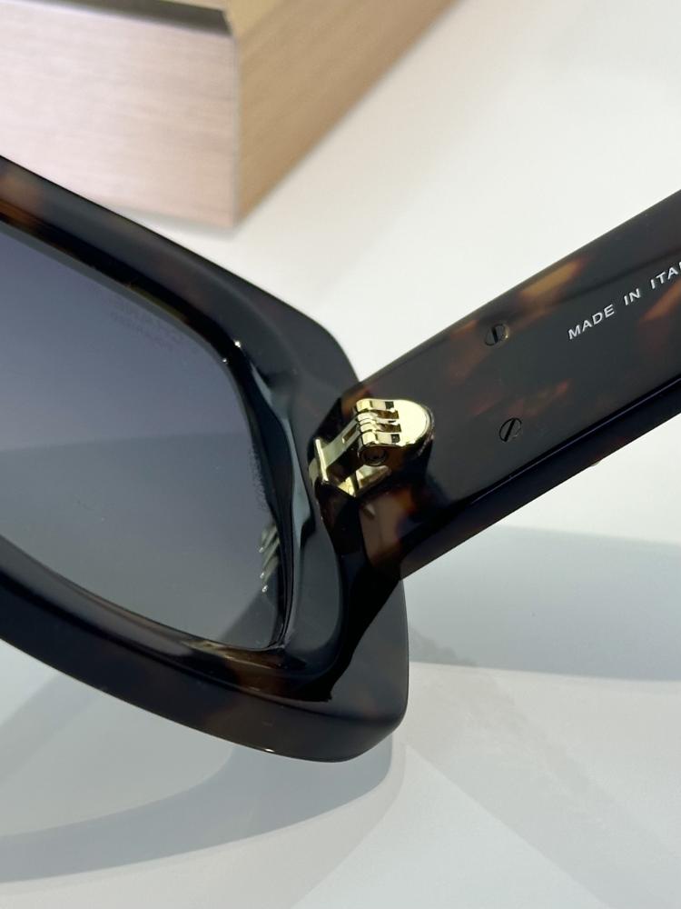 نظارات شانيل (CHANEL)