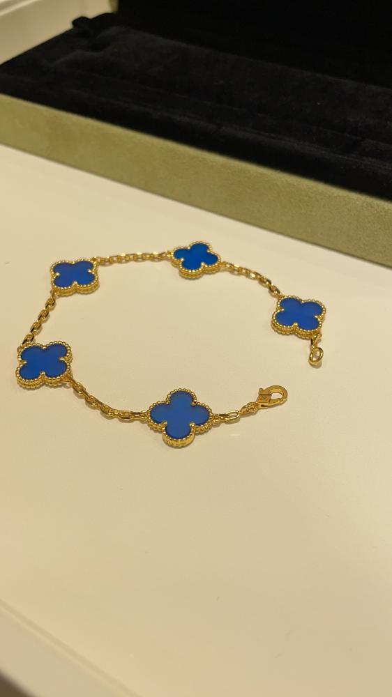 سوار فان كليف آند آربلز (Van Cleef & Arpels)